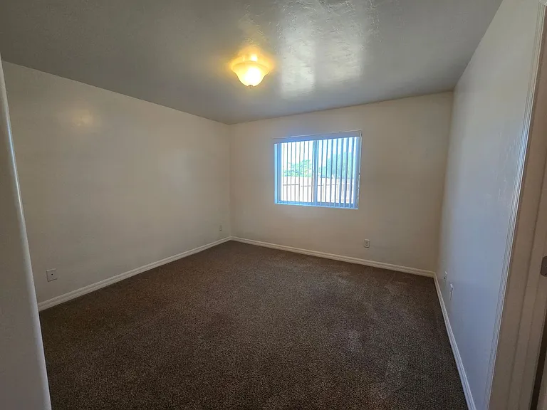 470 Serenity Ct #B — Photo 9