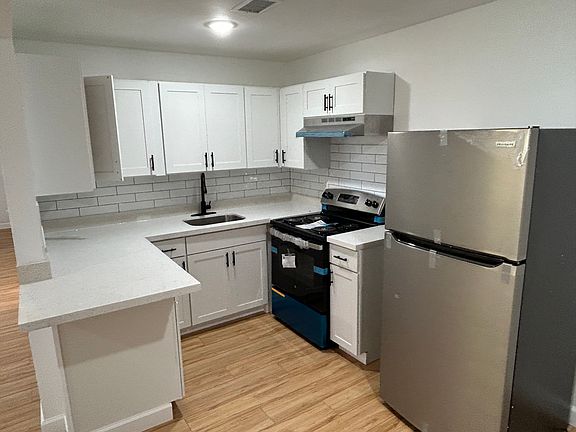 3rd image of 503 Kathleen Ave