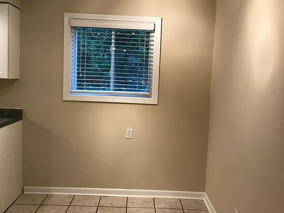 3rd image of 84 Morningside Dr