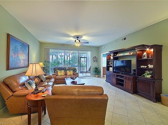 4th image of 20930 Island Sound Cir Unit 103