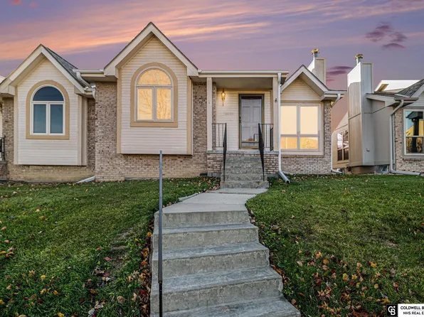 12806 S 28th Ave, Bellevue, NE 68123