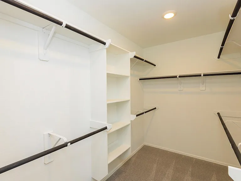 5330 Sleepy Fox Ln — Photo 16