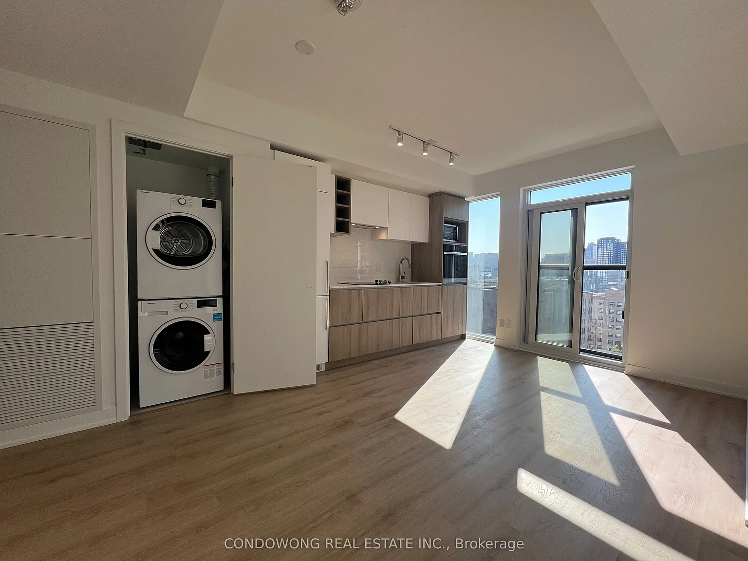 1 bed, $2,050 — Photo 3