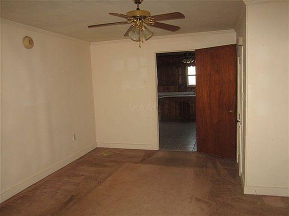 5th image of 1204 Watkins Ave