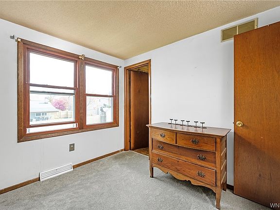5th image of 4593 Deerfield Rd