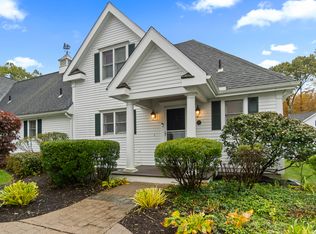 8 Augusta Cir #8, Moodus, CT 06469