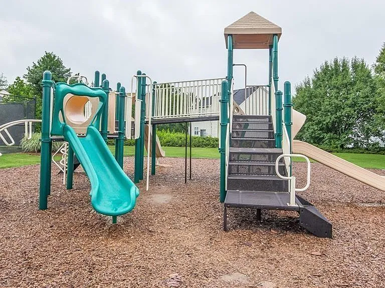 3415 Ridgefair Dr — Photo 18