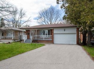 816 Meadowvale Rd, Toronto, ON M1C1T3