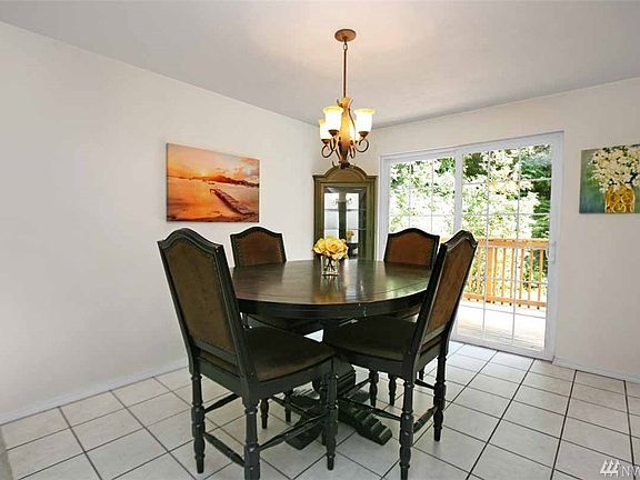 5th image of 645 NW Fairwood Way