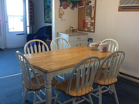 Eating area off kitchen. 