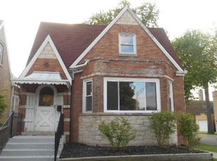 3001 N Kenneth Ave, Chicago, IL 60641