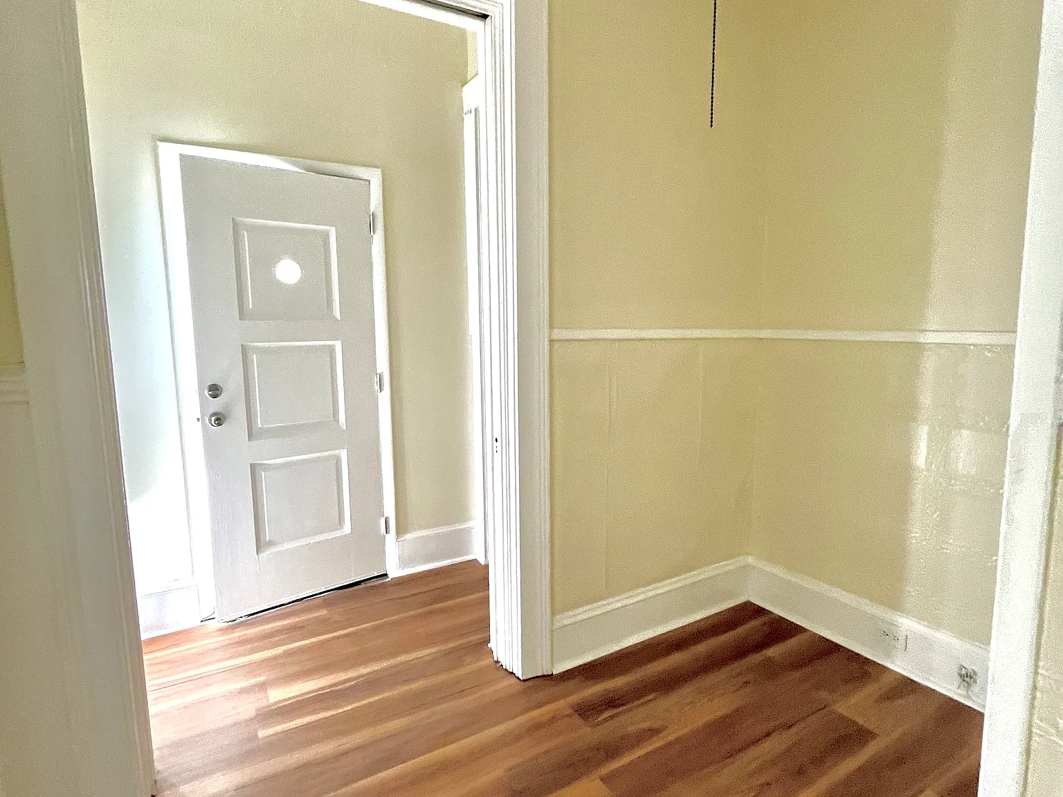 3 bed, 1389 sqft, $1,500 — Photo 2