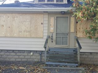1664 Buena Vista Ave, Chicago Heights, IL 60411