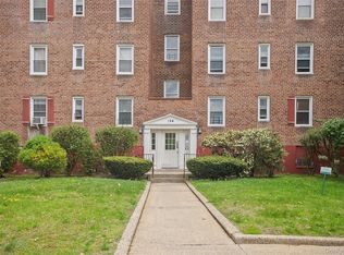 134 Ravine Avenue #3B, Yonkers, NY 10701