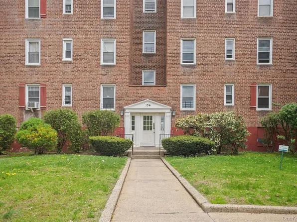 134 Ravine Avenue #3B, Yonkers, NY 10701