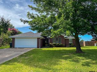 20440 Bluegrass Cir, Flint, TX 75762
