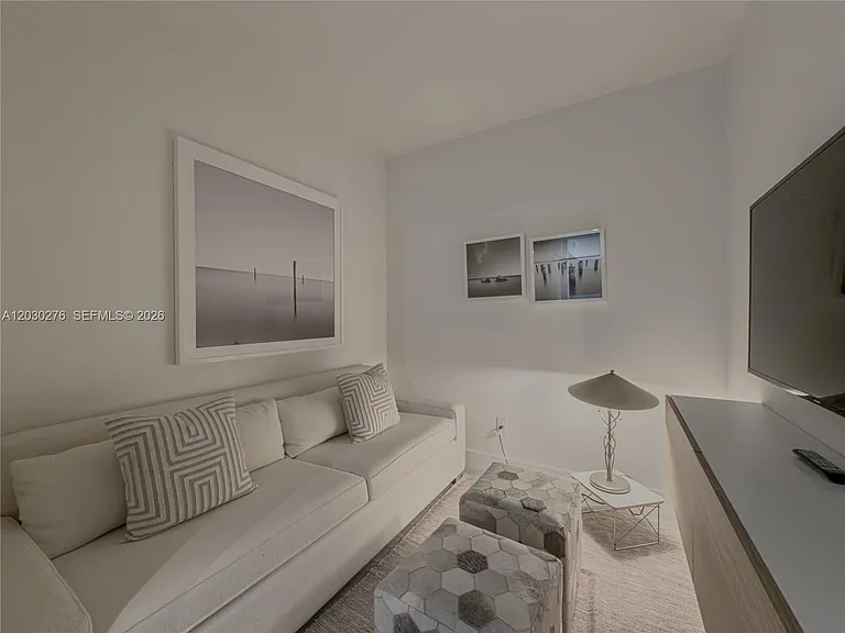 2960 NE 207th St #1104 — Photo 30