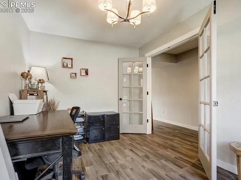 3812 Chia Dr — Photo 9