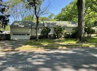 11 Hall Rd, Paramus, NJ 07652