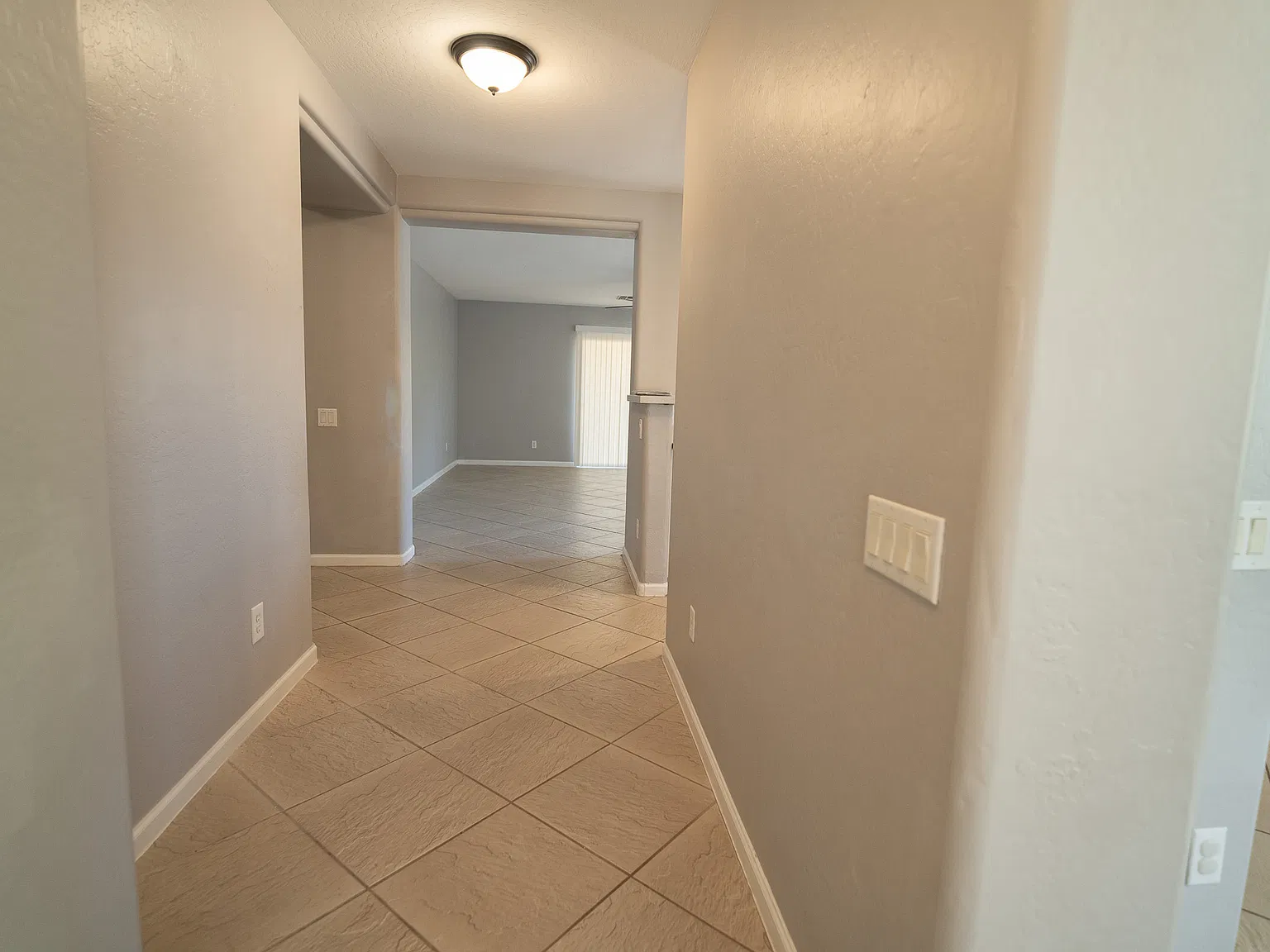 1744 Maddison Circle - 1 — Photo 2