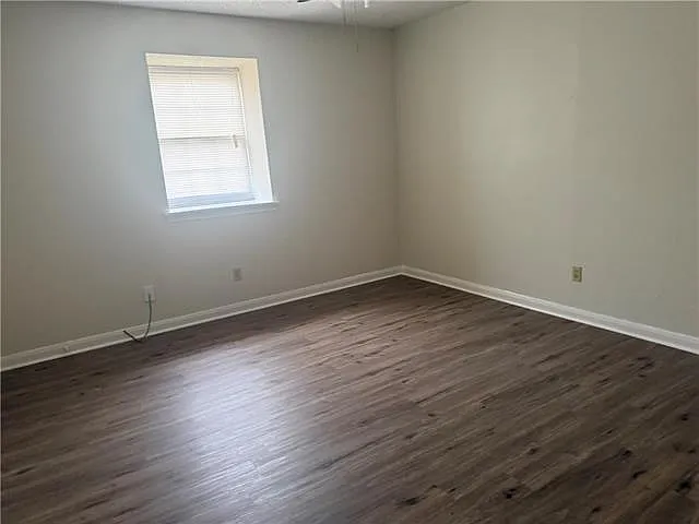 3304 Delaware Ave #B — Photo 10