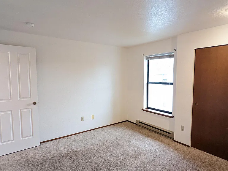 2320 Valencia St — Photo 22