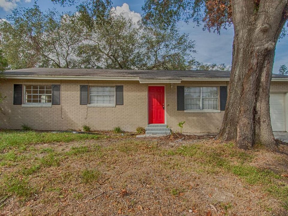 1st image of 6521 Aladdin Dr