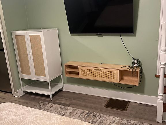 5th image of 38 Highland St #4