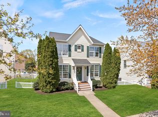 25453 Beresford Dr, Chantilly, VA 20152