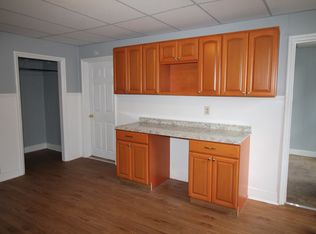 Willow, Cohoes, NY 12047