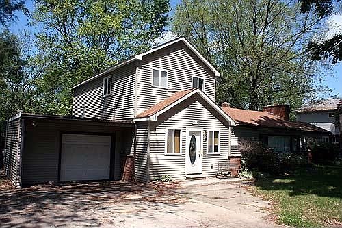 2nd image of 2945 Kenford Rd