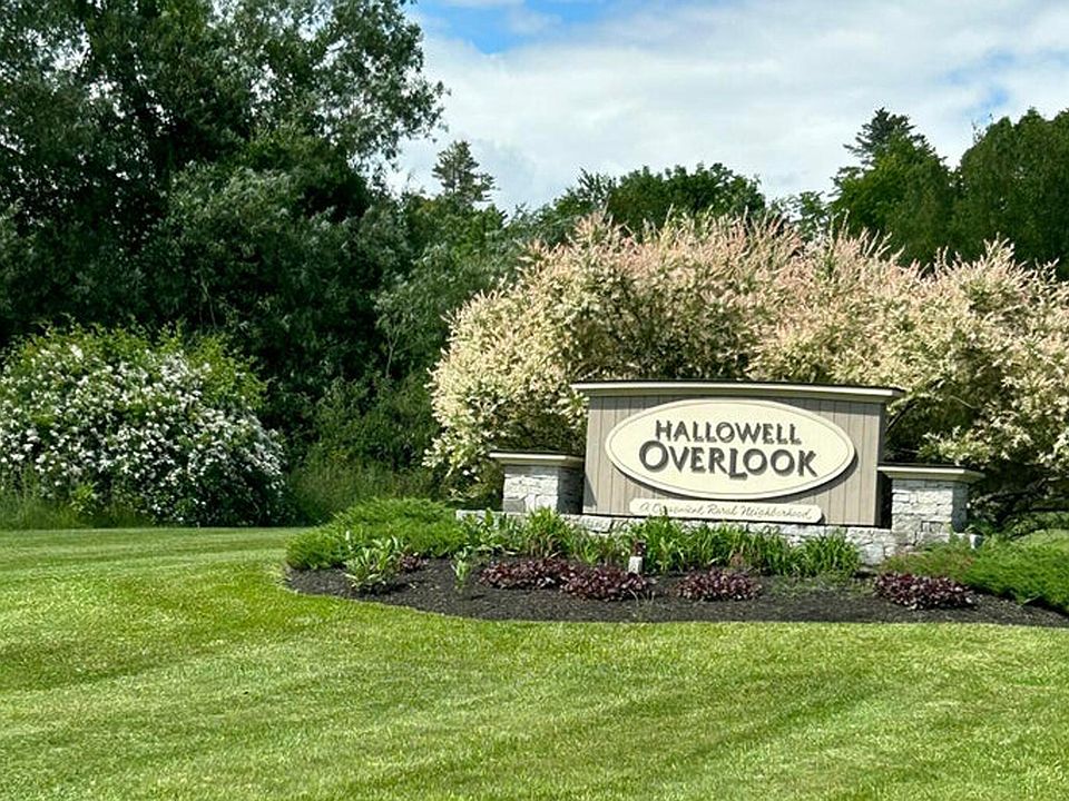 1st image of 11 Overlook Drive #11
