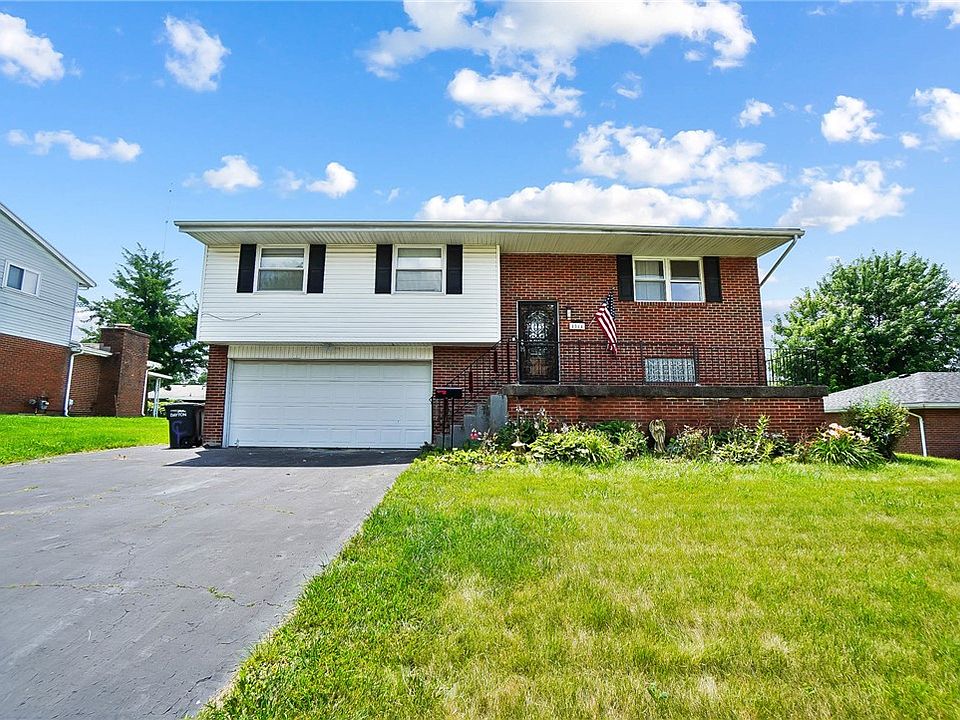 1st image of 4544 College View Dr