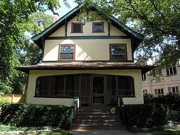 1st image of 1055 Wilmette Ave