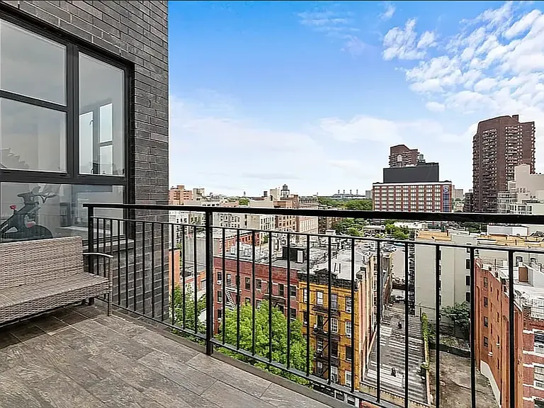 2147 2nd Ave #9A — Photo 4