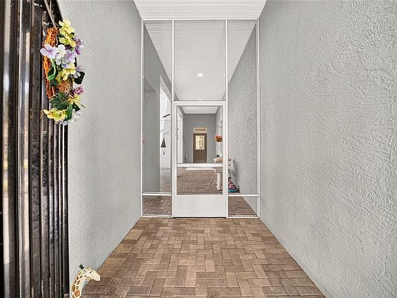 5th image of 8706 SW 88TH PLACE