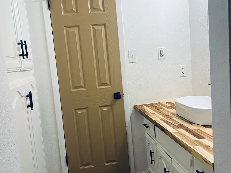 1417 Hawk Ave — Photo 11