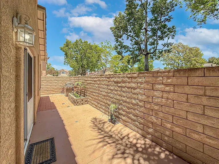 1838 Amberleaf Ln — Photo 23