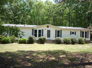 415 Setter Dr, Box Springs, GA 31801