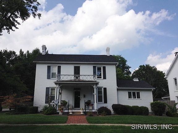 5th image of 403 E College Ave