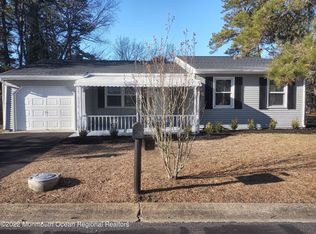 49 Keene St, Manchester Township, NJ 08759