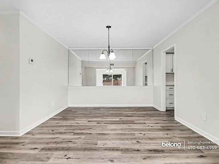 6851 Roswell Rd #O26 — Photo 4