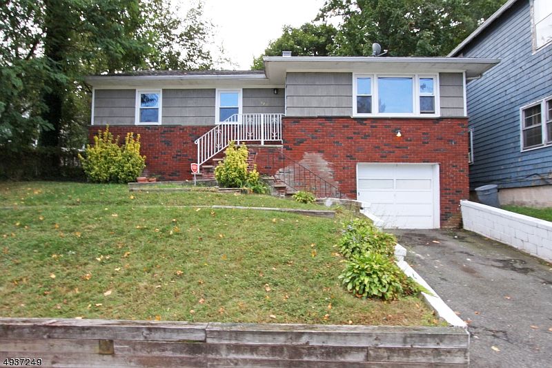 1st image of 620 Lincoln Ave