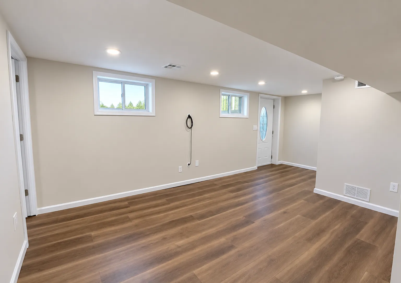 2 bed, $2,850 — Photo 2