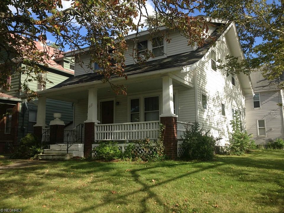 1st image of 1037 W 4th St