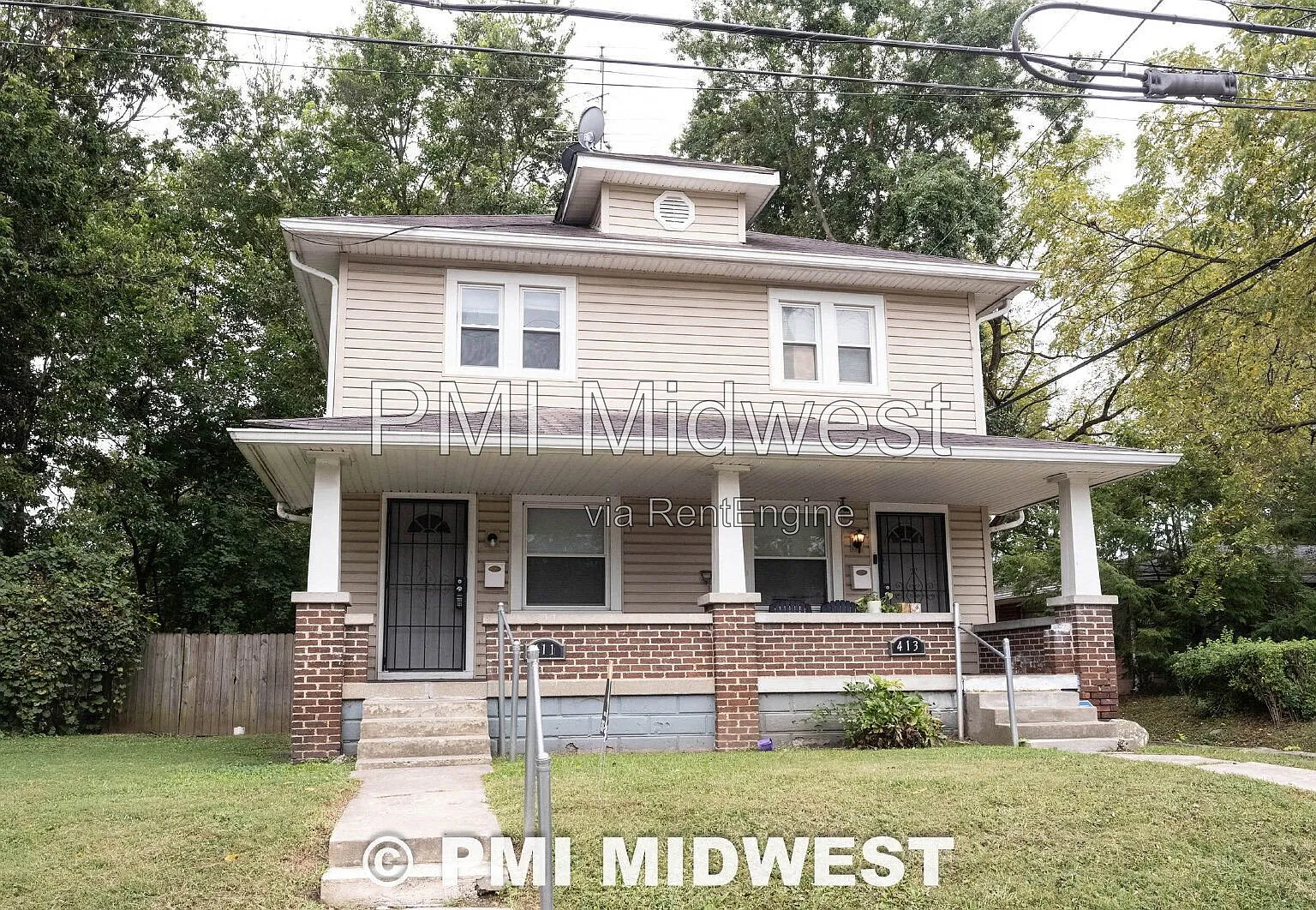 3 bed, 1.0 bath, 1300 sqft, $1,399 — Photo 1