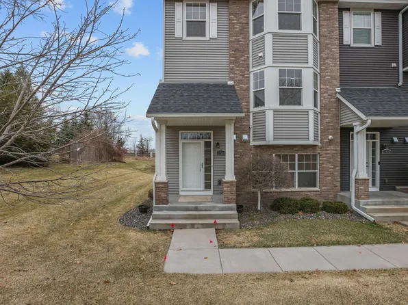 11920 Emery Village Dr N, Champlin, MN 55316