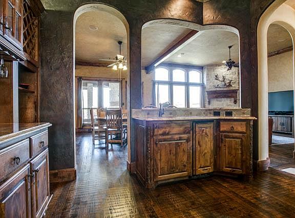 5th image of 2112 Kimball Hill Ct