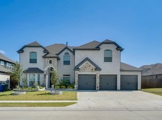 727 Stearman Ln, Fate, TX 75087