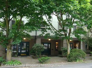 8315 5th Ave NE APT 303, Seattle, WA 98115